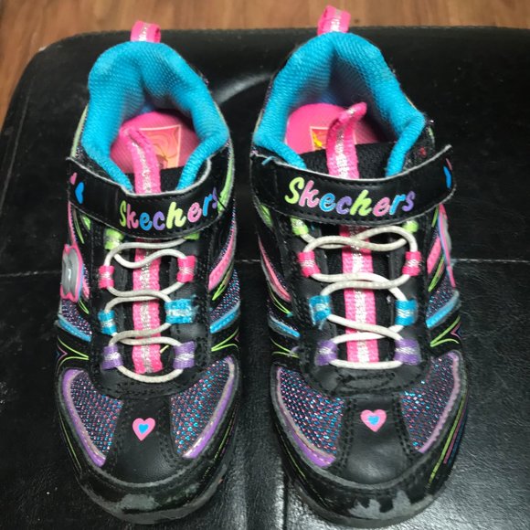 girls sketchers size 11
